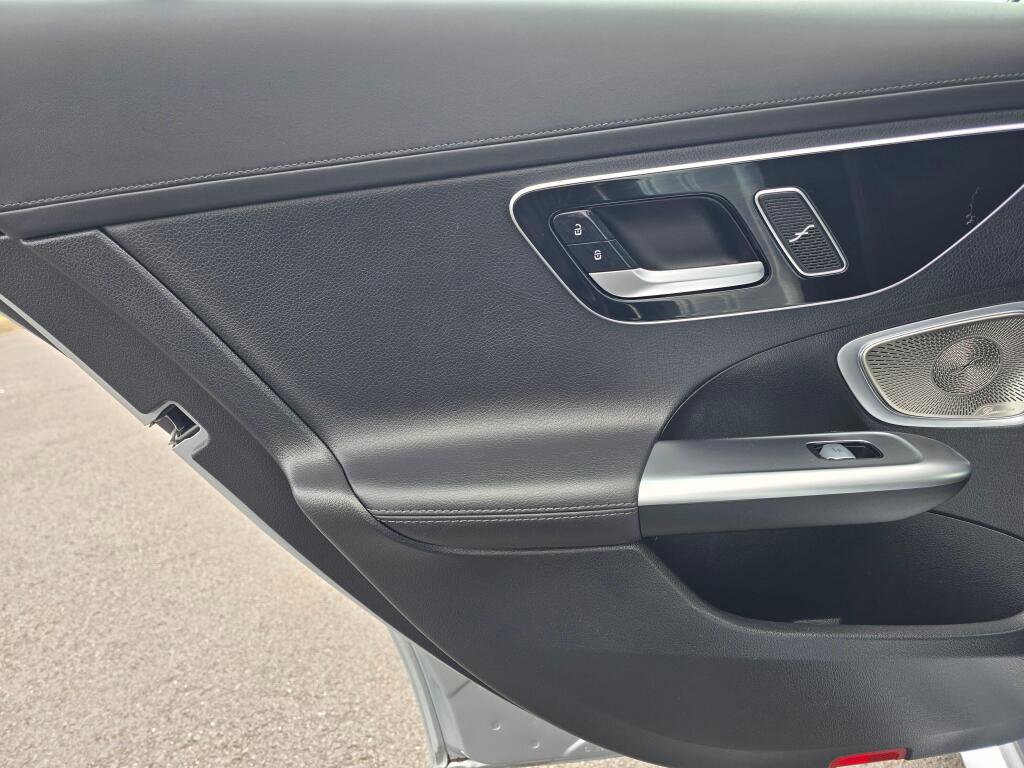 Used 2024 Mercedes-Benz C 300 4MATIC Sedan w/ AMG Line w/ Night Package image 19