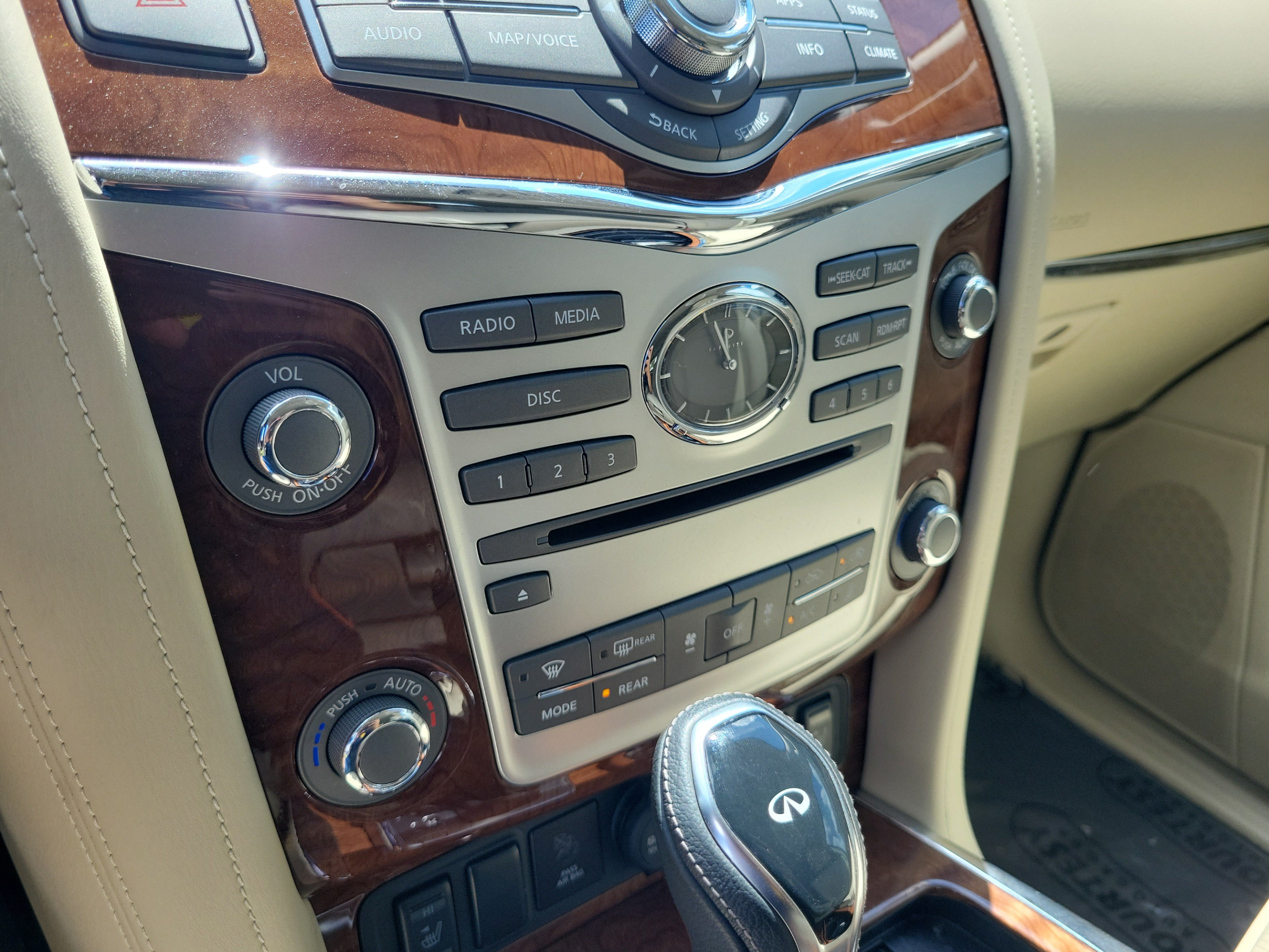 Used 2019 INFINITI QX80 Luxe w/ 22" Wheel Package RWD image 19
