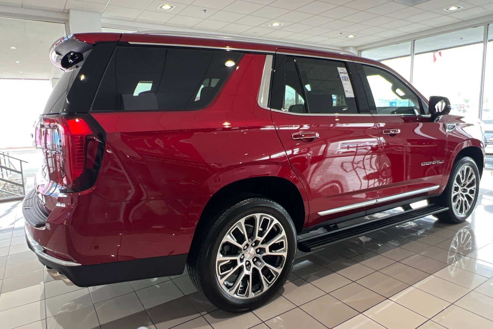 New 2026 GMC Yukon Denali w/ Sun & Power Step Package image 4