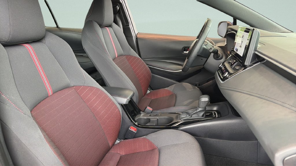 Used 2024 Toyota Corolla SE FWD image 29