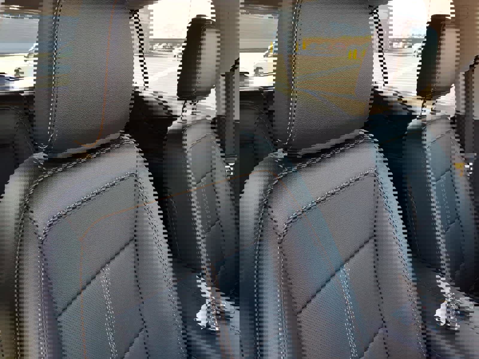 Used 2024 Chevrolet Equinox Premier image 20