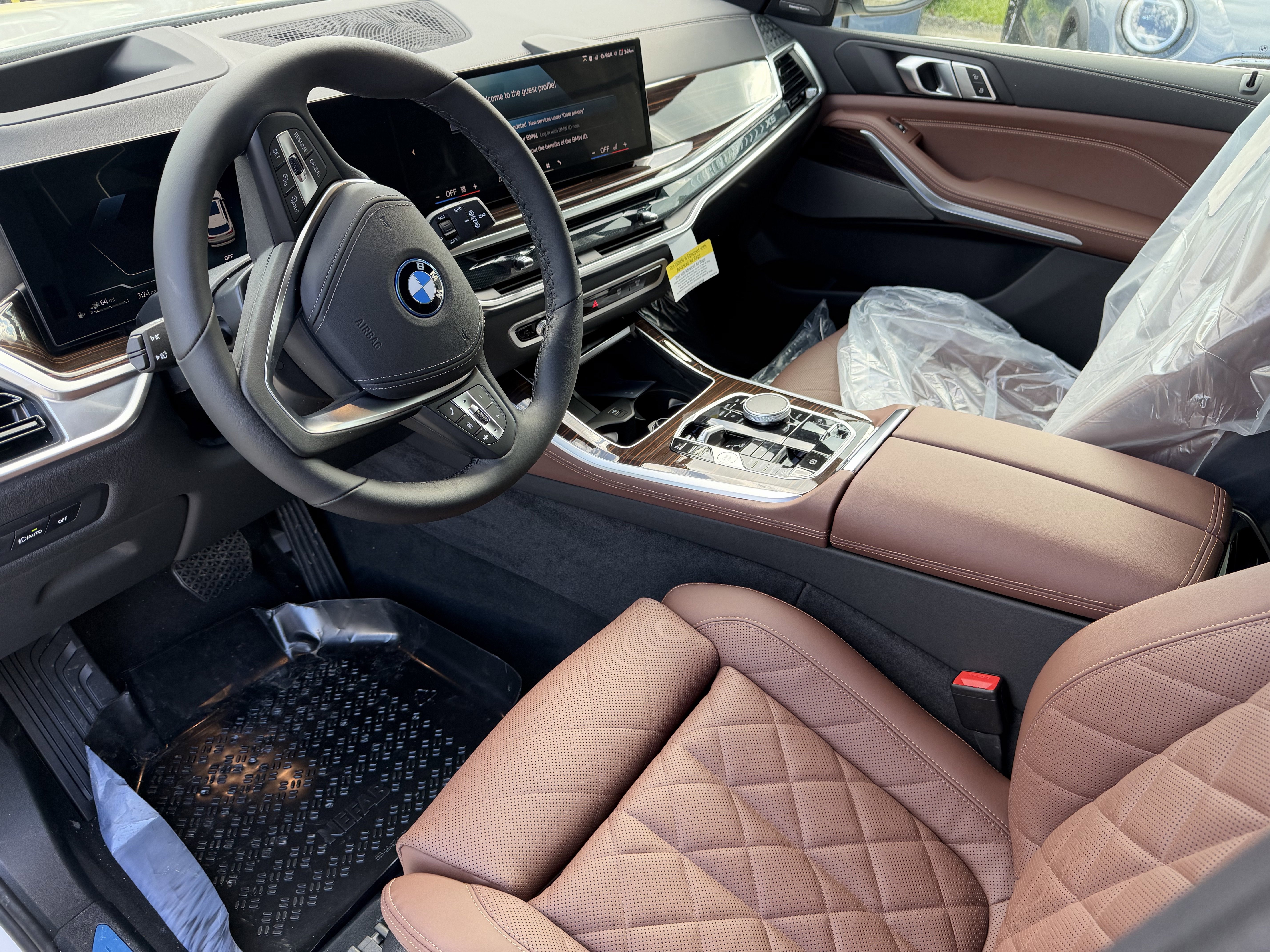 Used 2026 BMW X5 xDrive50e AWD/4WD image 11