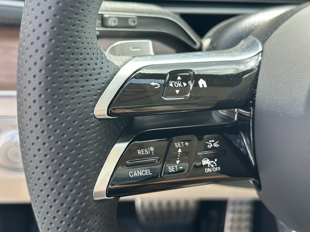 New 2026 Mercedes-Benz GLS 450 4MATIC image 29