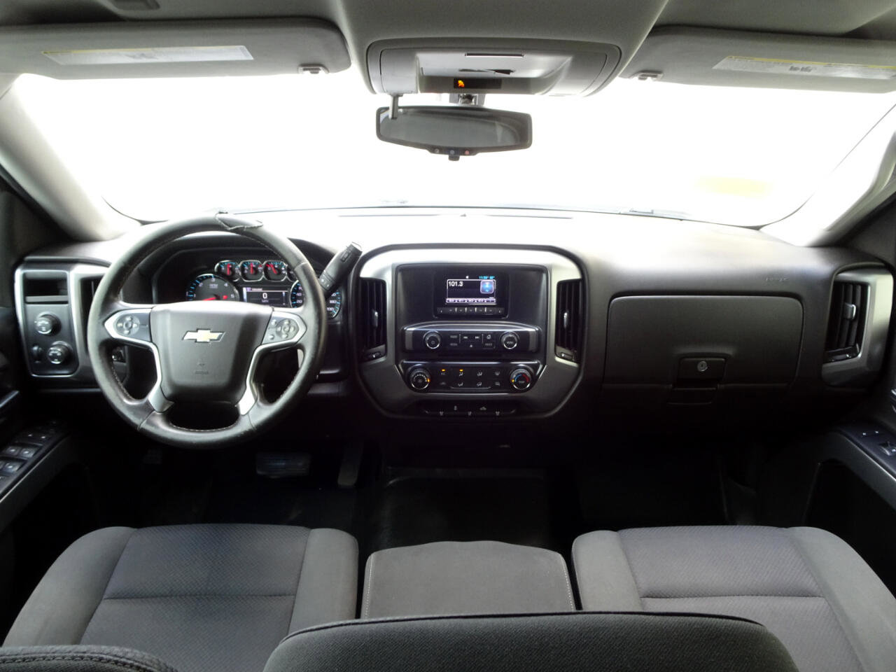 Used 2015 Chevrolet Silverado 1500 LT image 12