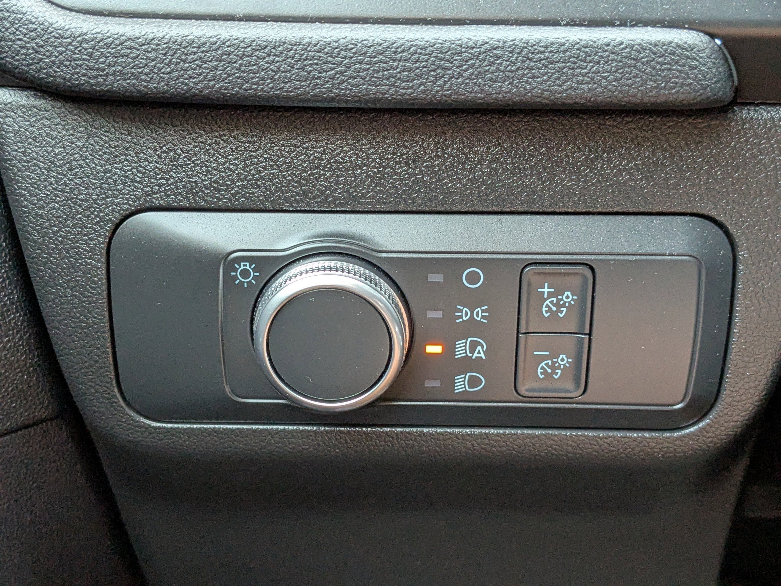 Used 2022 Ford Escape SE FWD image 26