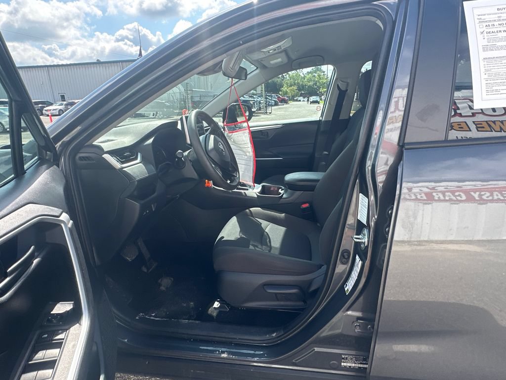 Used 2025 Toyota RAV4 LE FWD image 11