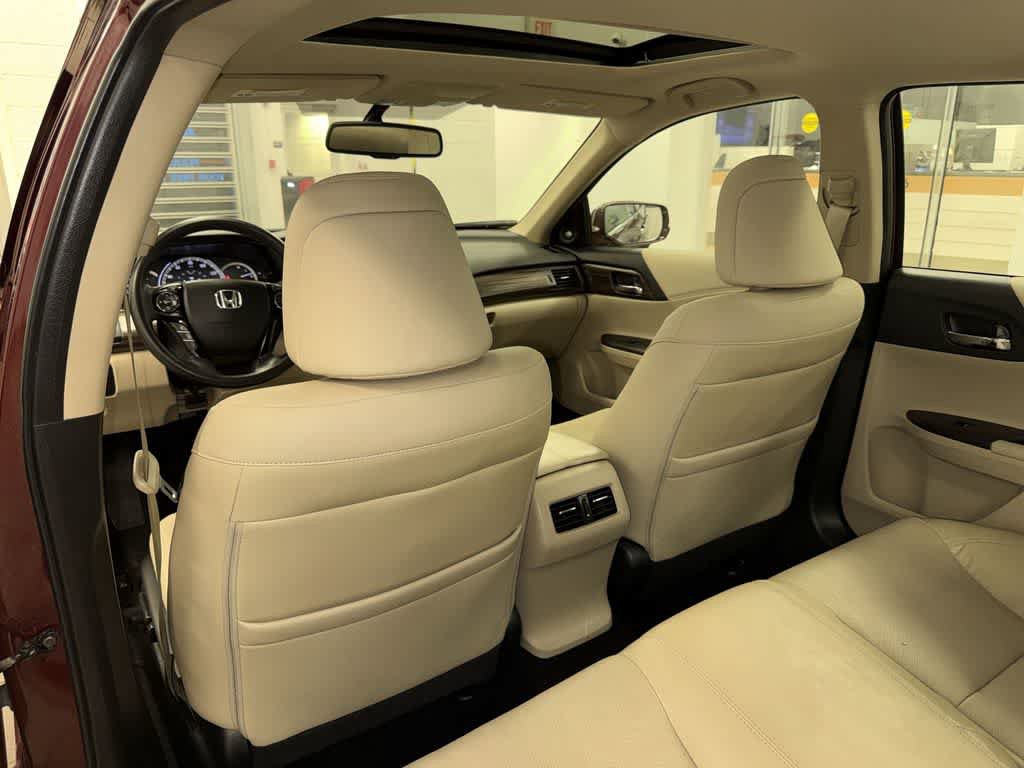 Used 2017 Honda Accord EX-L image 27