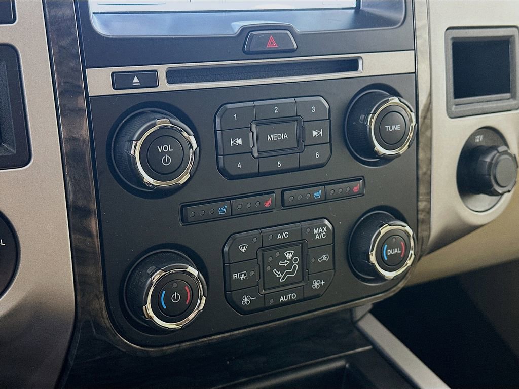 Used 2017 Ford Expedition EL Limited image 18
