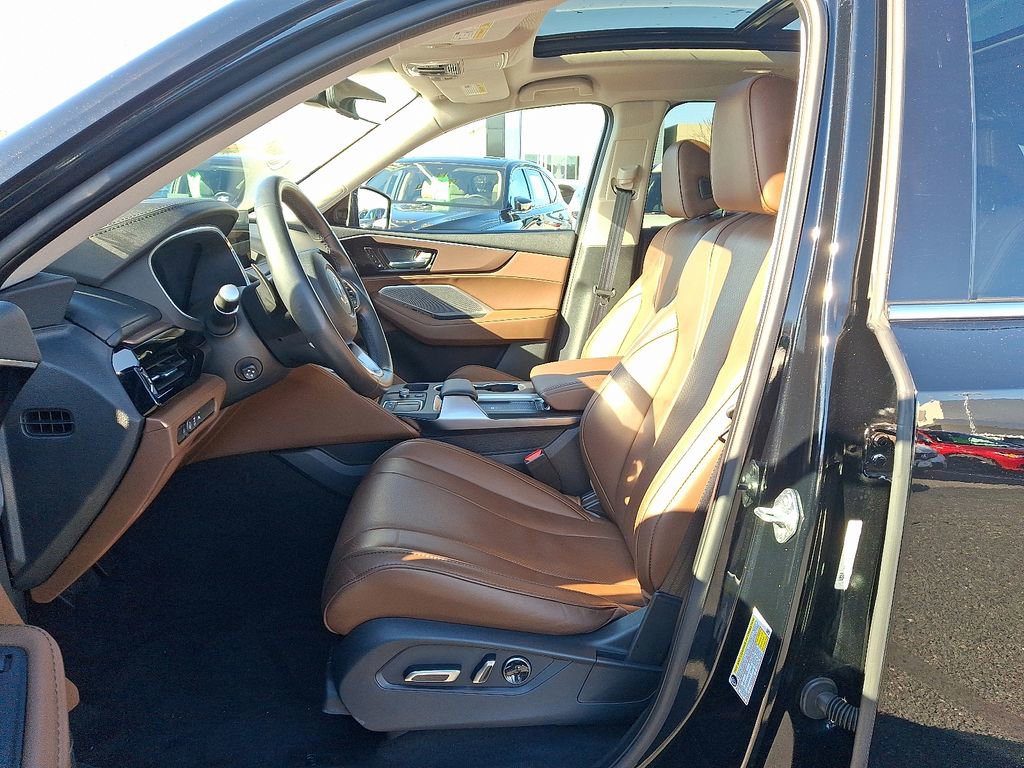 Certified 2024 Acura MDX SH-AWD w/ Technology Package image 14