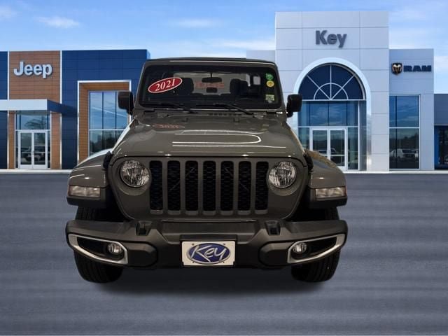 Used 2021 Jeep Gladiator Sport AWD/4WD image 11