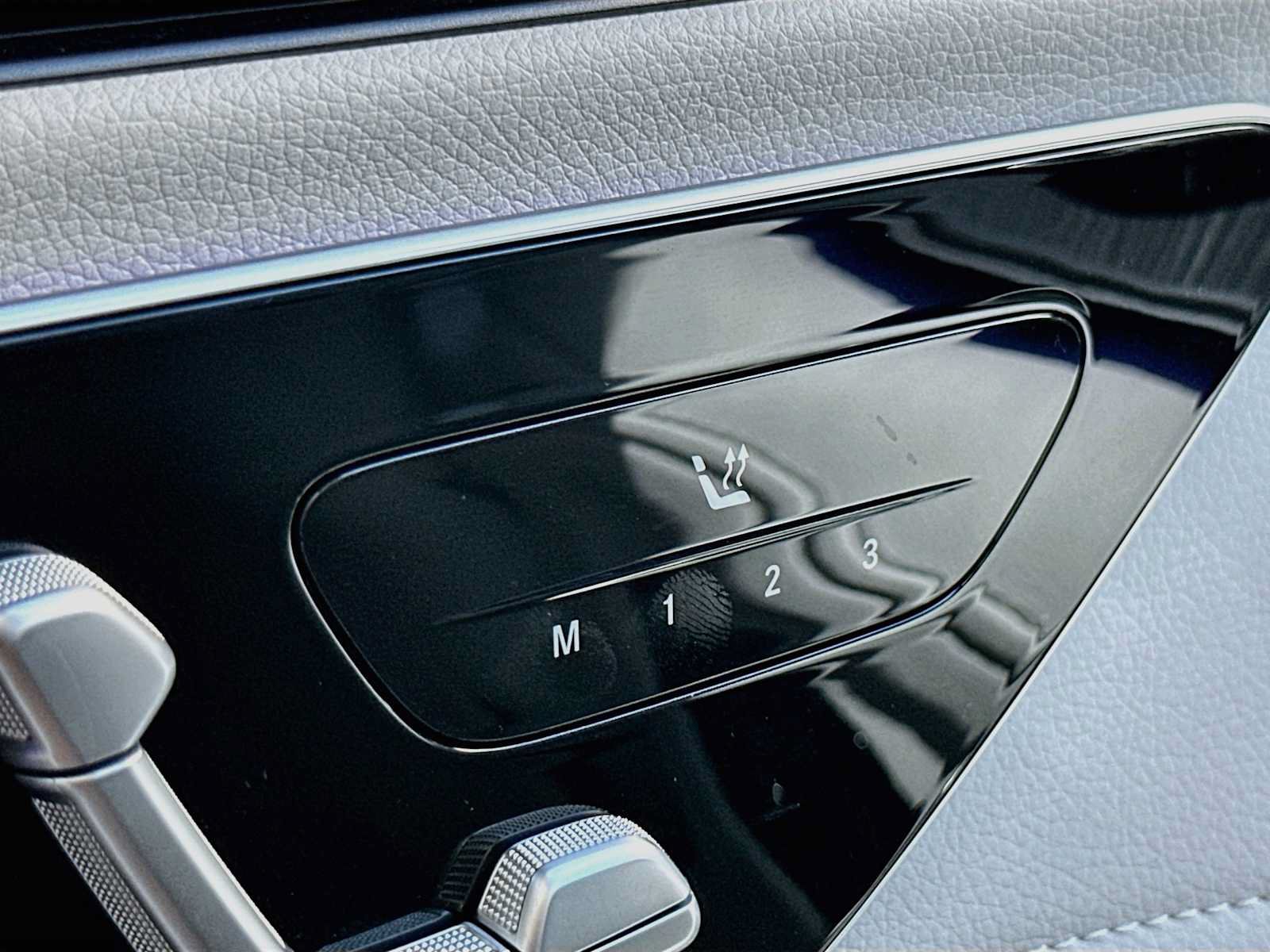 Certified 2023 Mercedes-Benz EQE 350+ SUV image 21