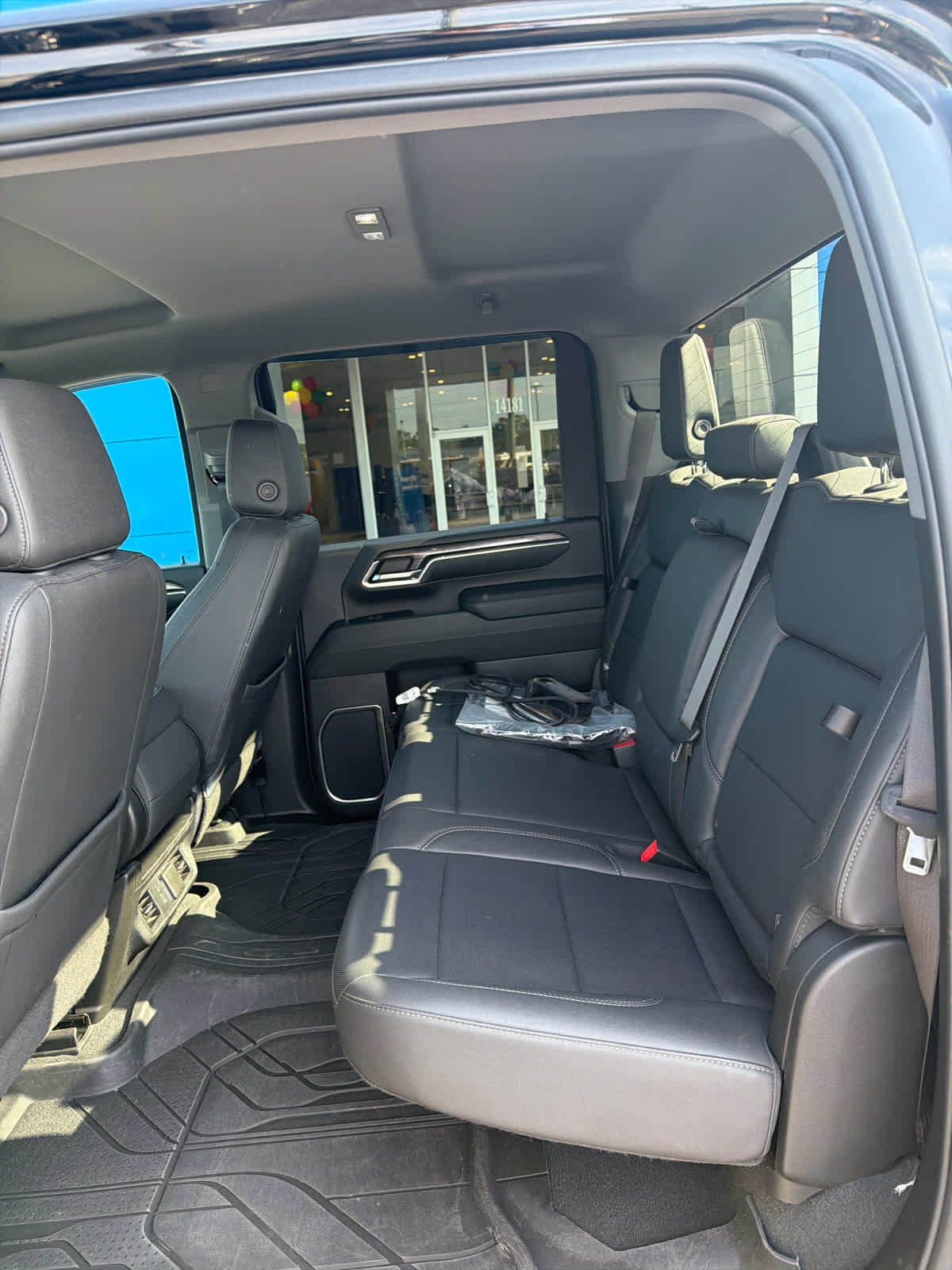 Used 2024 Chevrolet Silverado 2500 LTZ RWD image 16