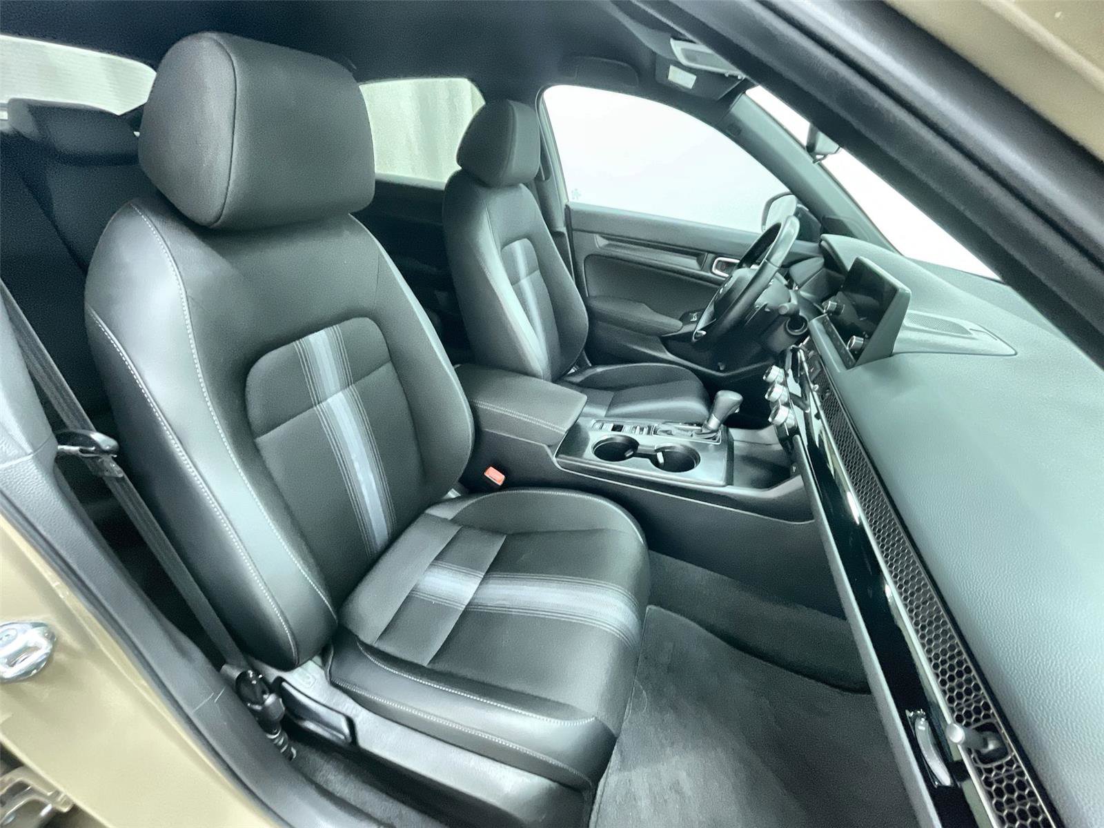 Certified 2025 Honda Civic Sport image 27