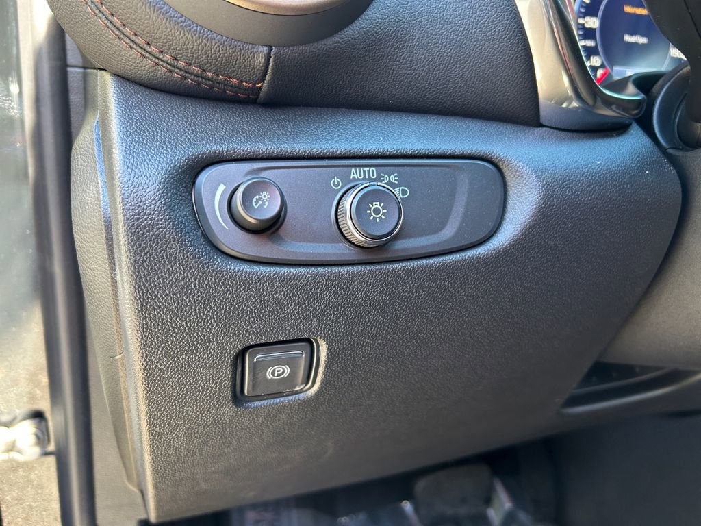 New 2025 Chevrolet Blazer Premier w/ Driver Confidence II Package AWD/4WD image 21