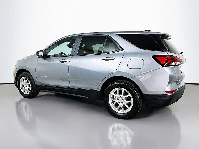 Used 2023 Chevrolet Equinox LS w/ LS Convenience Package image 5