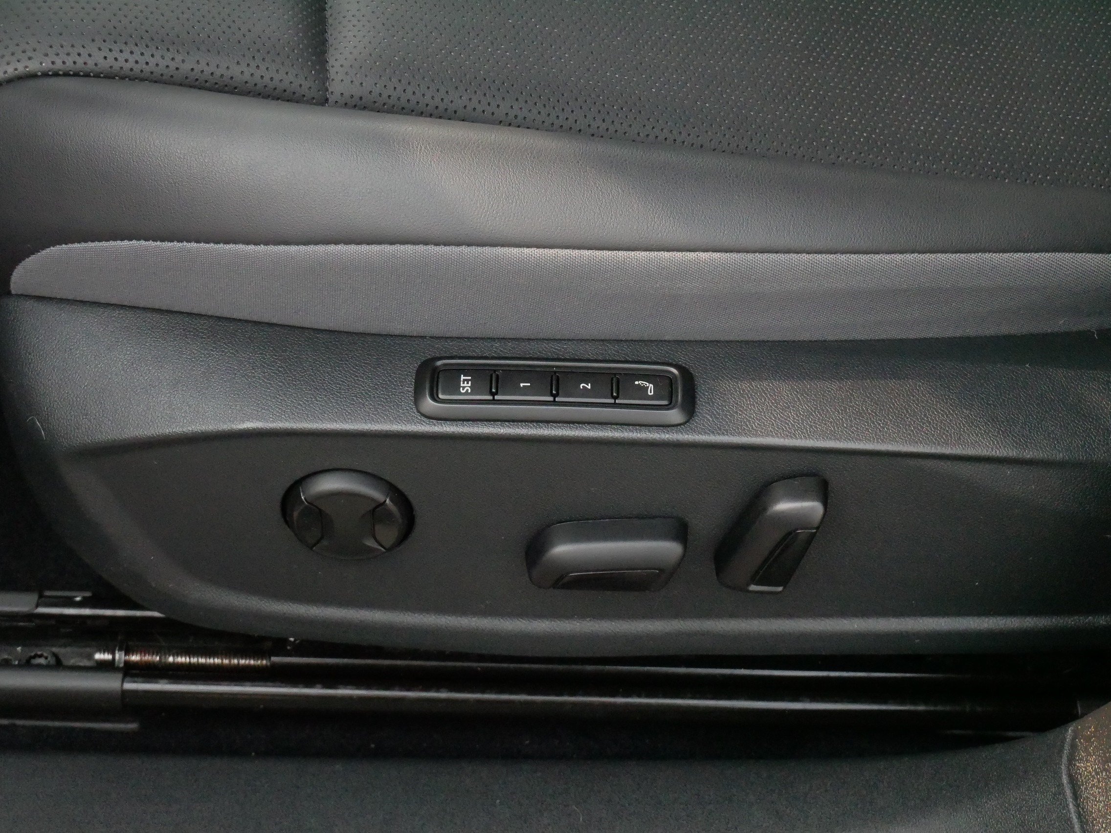 Certified 2023 Volkswagen ID.4 Pro S AWD/4WD image 20