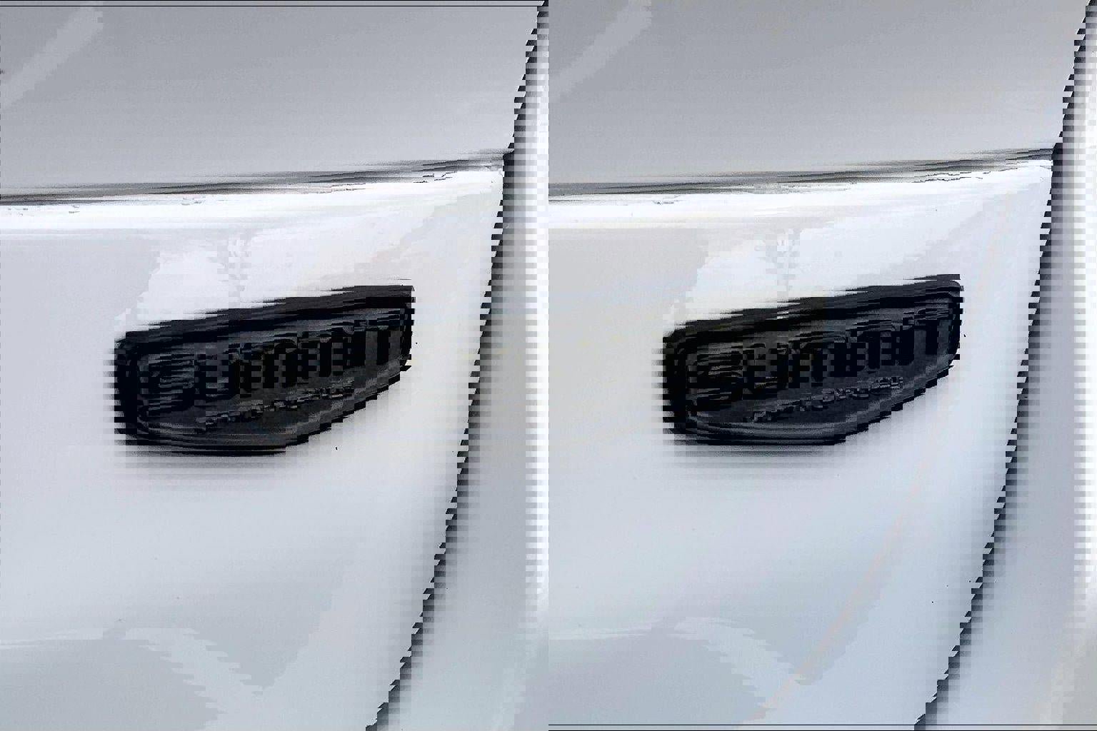 Used 2025 Jeep Grand Cherokee L Summit w/ Obsidian Package AWD/4WD image 8