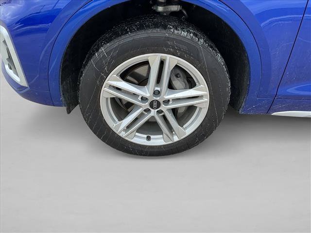 Used 2024 Audi Q5 e Premium Plus image 9