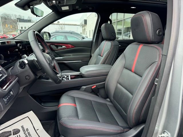 Certified 2024 Chevrolet Traverse RS w/ LPO, Floor Liner Package image 10