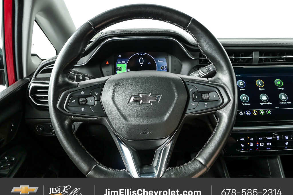Used 2023 Chevrolet Bolt LT w/ Infotainment Package FWD image 10