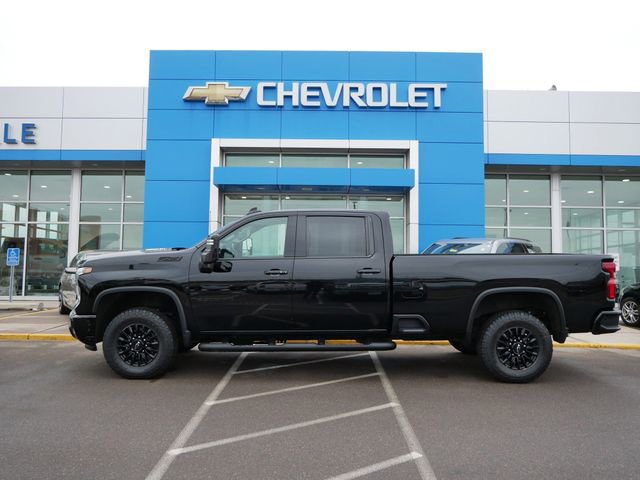 Certified 2024 Chevrolet Silverado 3500 LTZ w/ LTZ Plus Package image 4