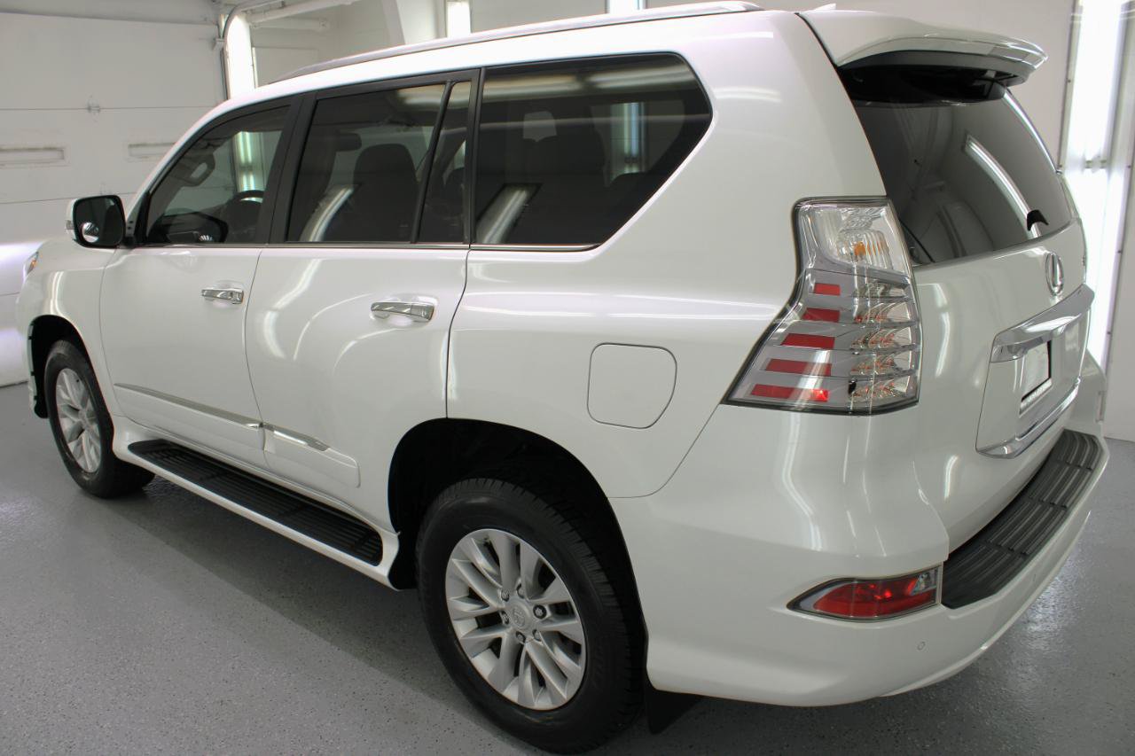 Used 2016 Lexus GX 460 w/ Premium Package AWD/4WD image 6