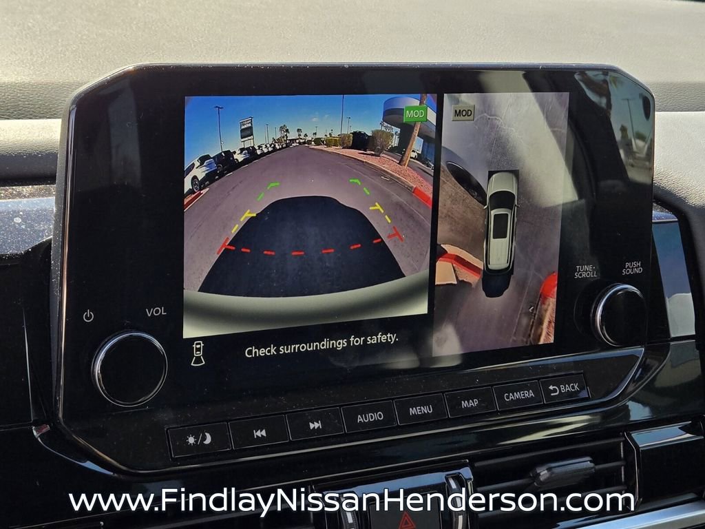 Used 2025 Nissan Pathfinder SL image 24