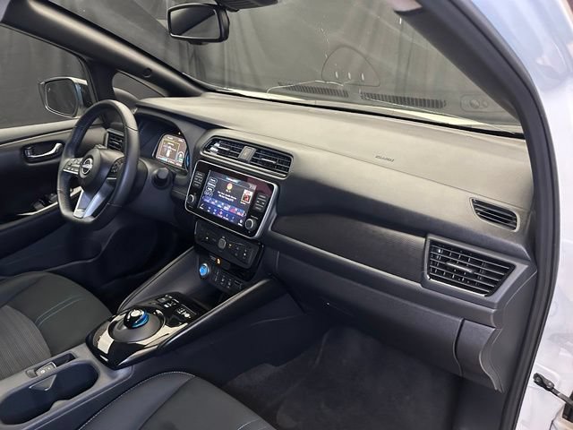 Used 2025 Nissan Leaf SV Plus FWD image 17