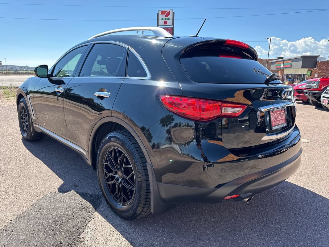 Used 2009 INFINITI FX35 AWD w/ Technology Pkg image 4