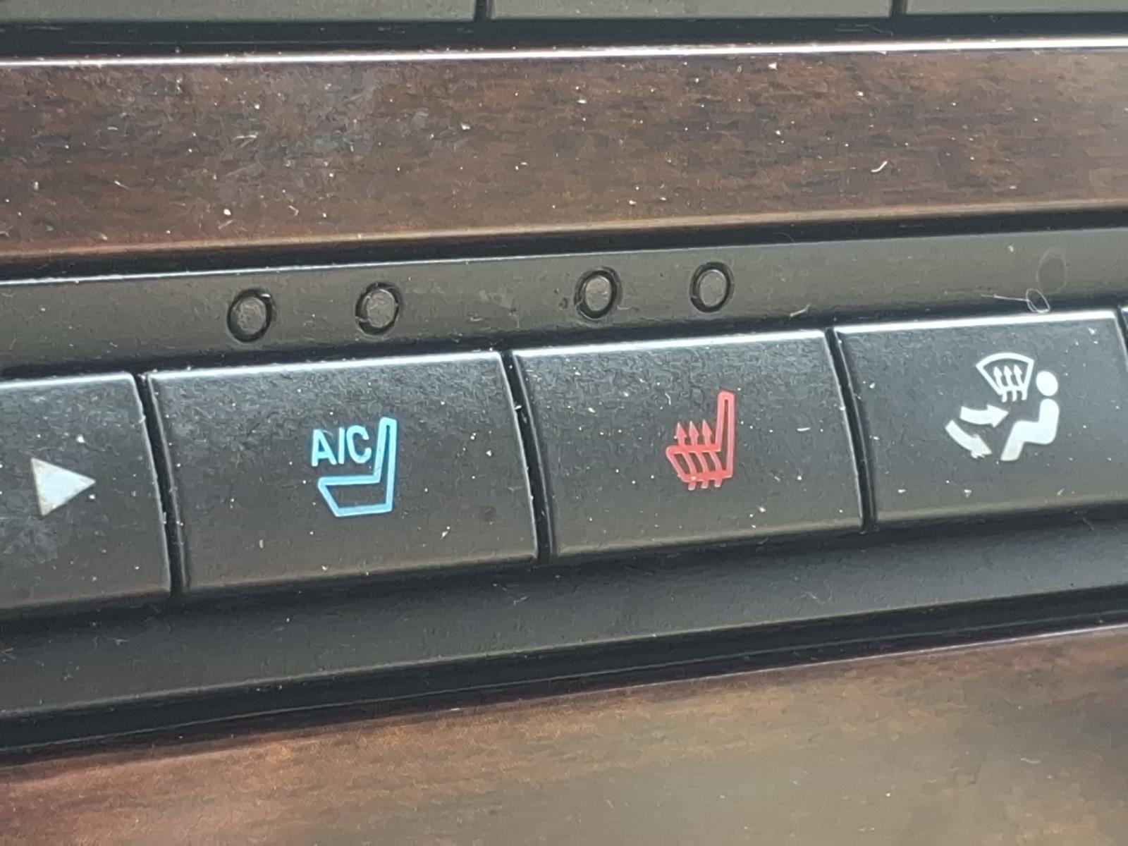 Used 2012 Ford Expedition XLT image 10