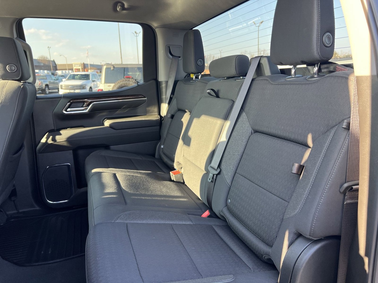 Used 2024 GMC Sierra 1500 Elevation image 24