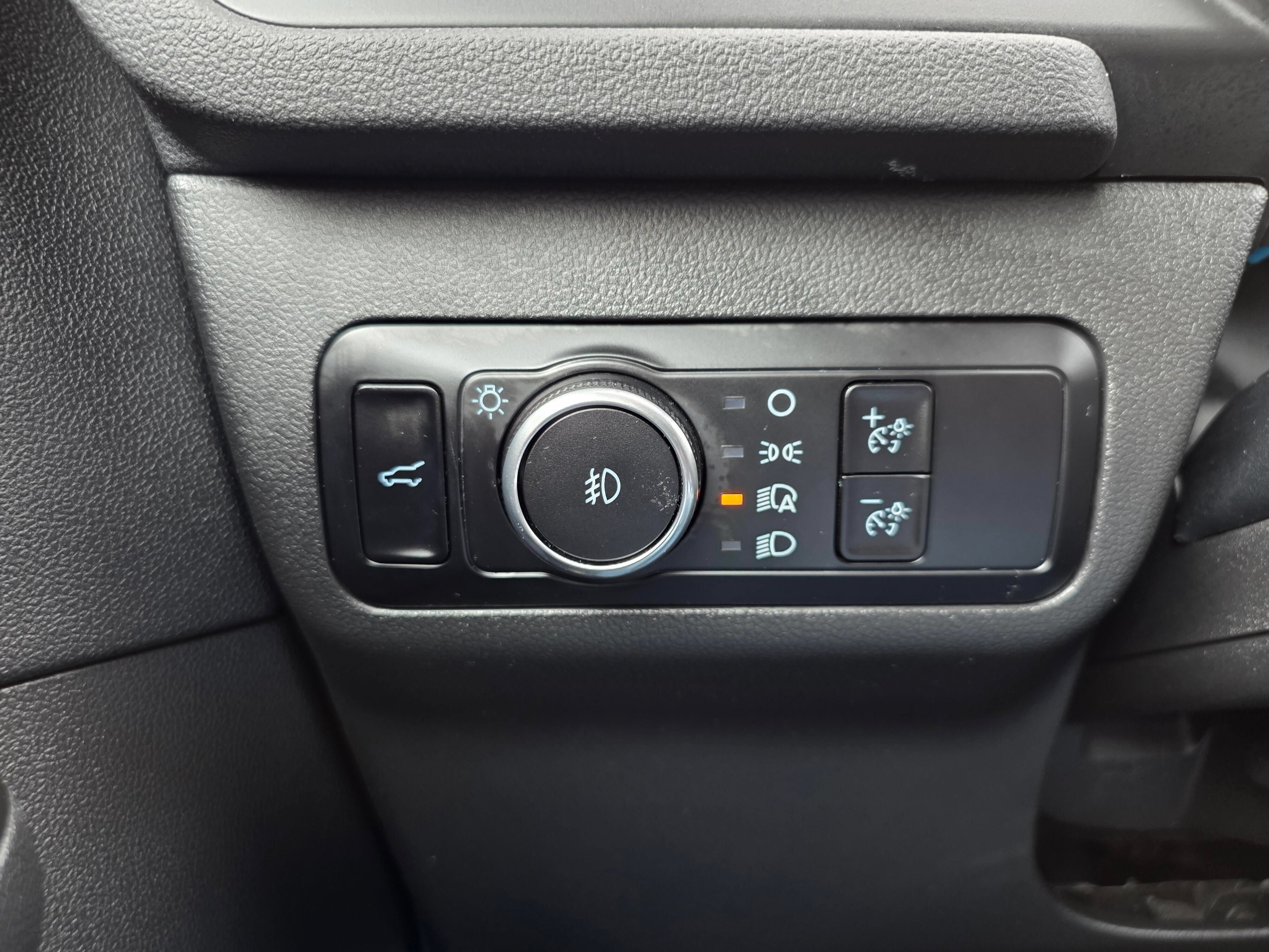 Used 2023 Ford Escape Platinum AWD/4WD image 20