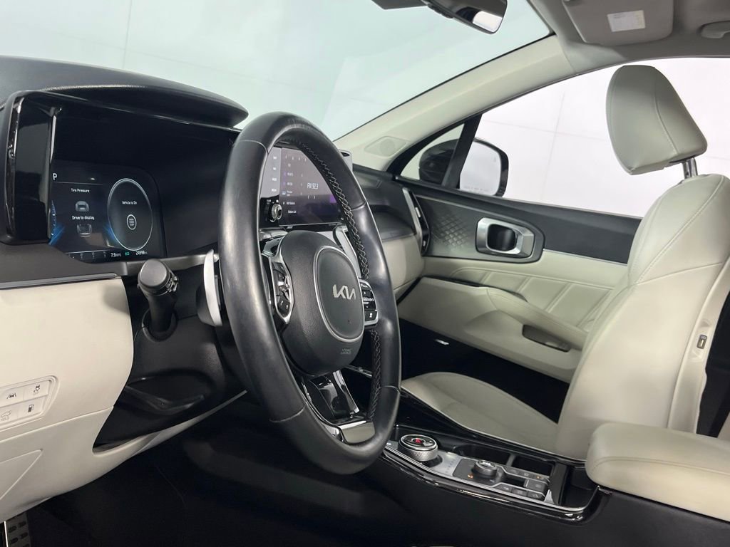 Used 2023 Kia Sorento SX Prestige image 20