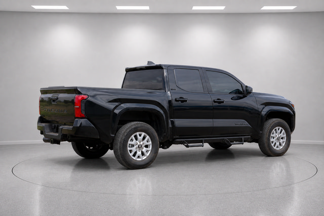 Used 2026 Toyota Tacoma SR5 AWD/4WD image 3