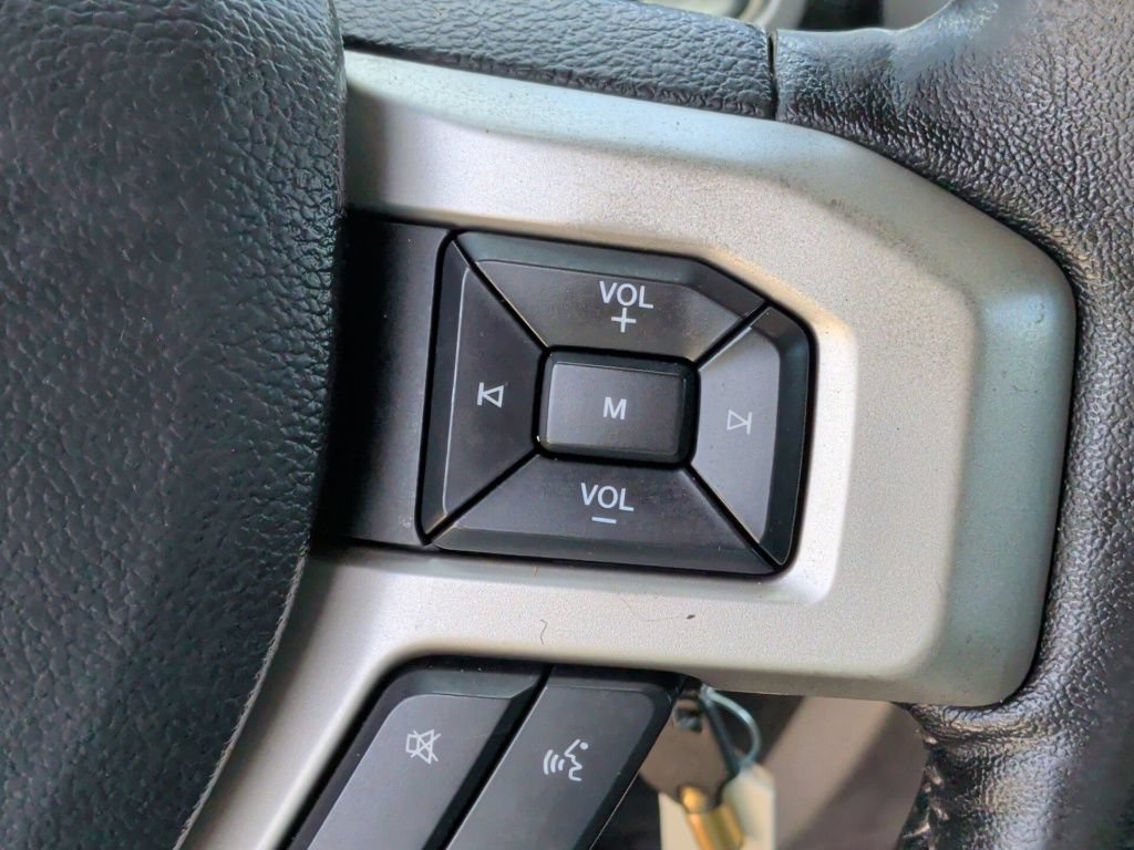 Used 2019 Ford F250 Lariat w/ Lariat Value Package AWD/4WD image 19