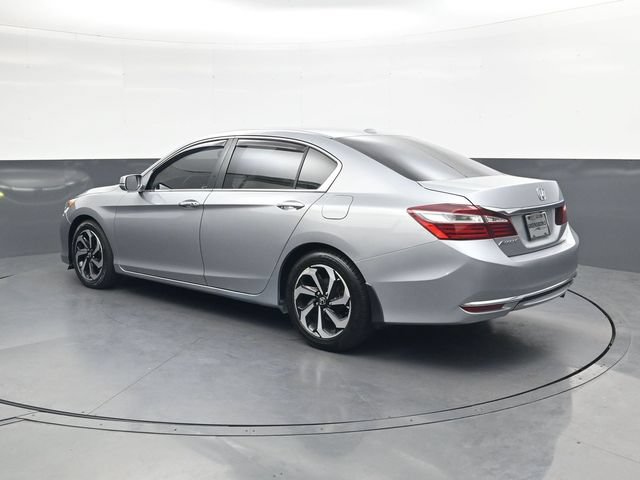 Used 2017 Honda Accord EX image 6