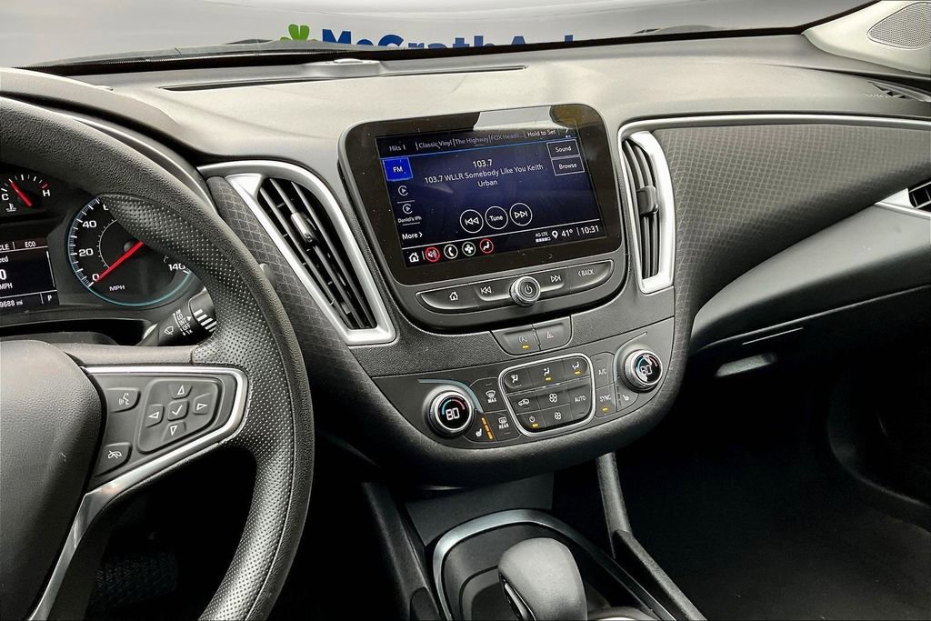 Used 2024 Chevrolet Malibu LT image 9