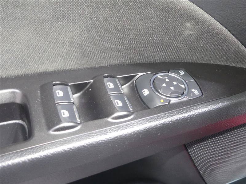 Used 2017 Ford Fusion SE w/ Equipment Group 201A FWD image 19