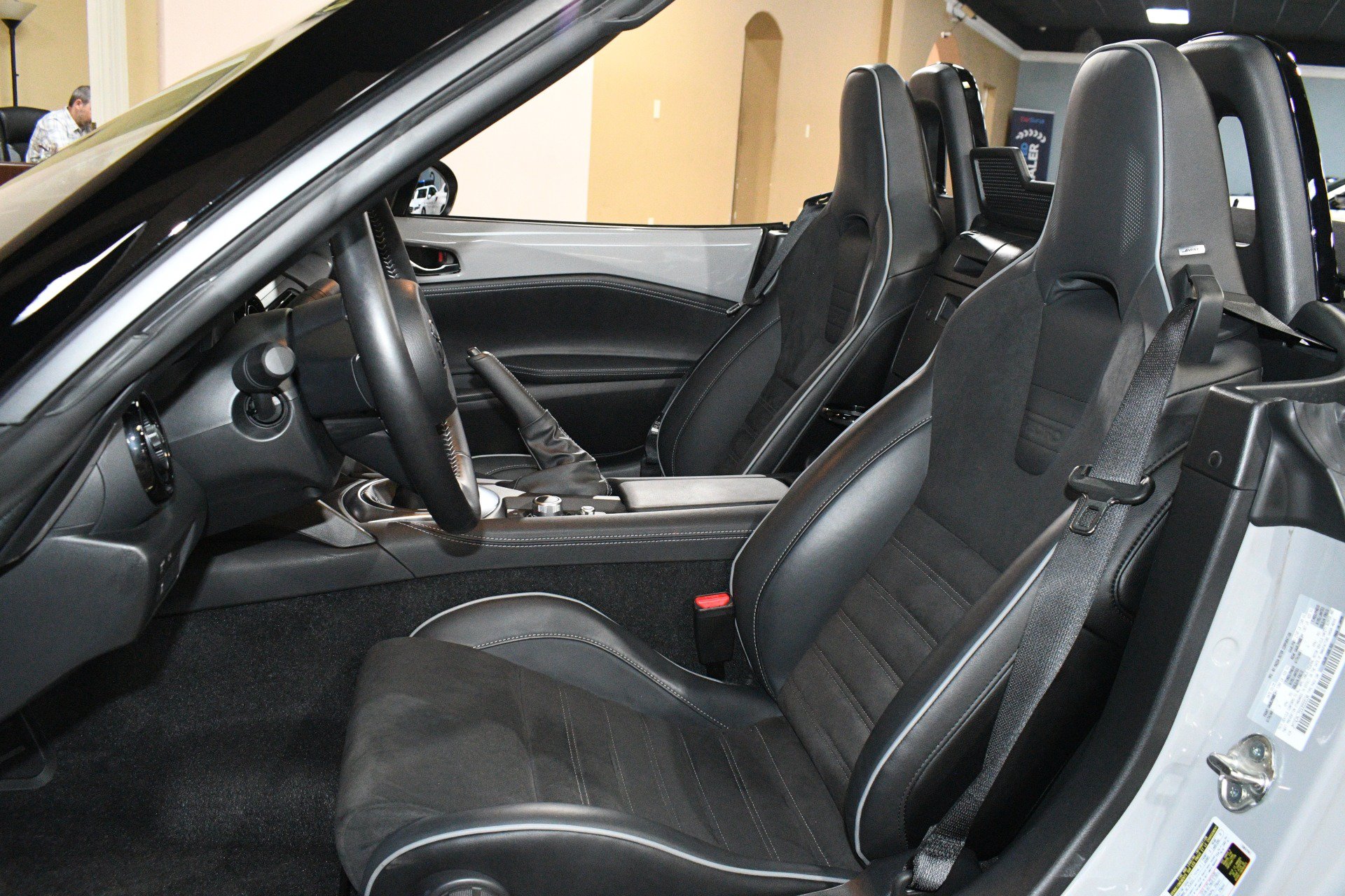 Used 2025 MAZDA MX-5 Miata Club w/ Brembo/BBS Recaro Package RWD image 7