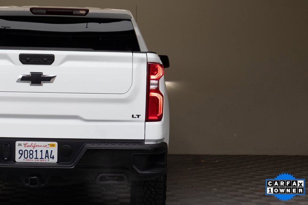 Used 2024 Chevrolet Silverado 1500 LT Trail Boss w/ Dark Appearance Package image 8