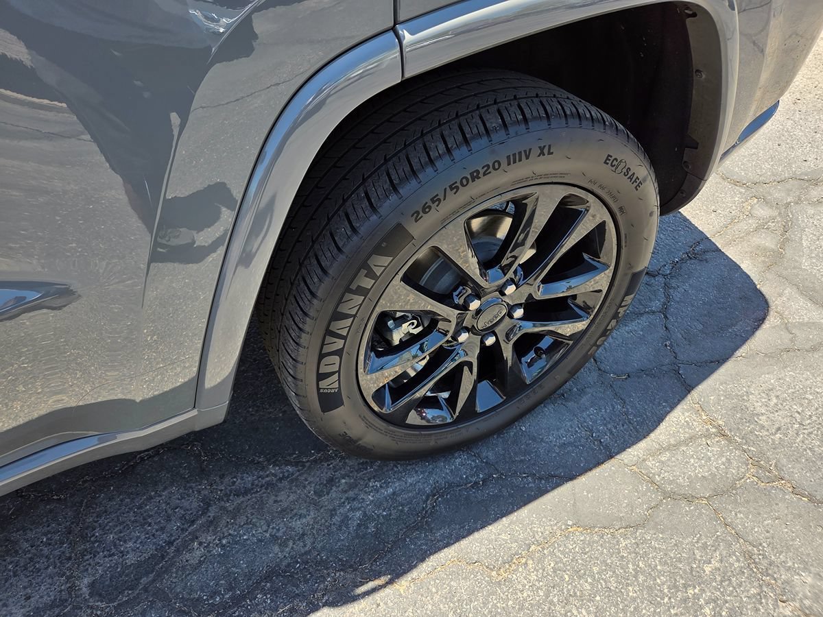 Used 2020 Jeep Grand Cherokee Altitude RWD image 27