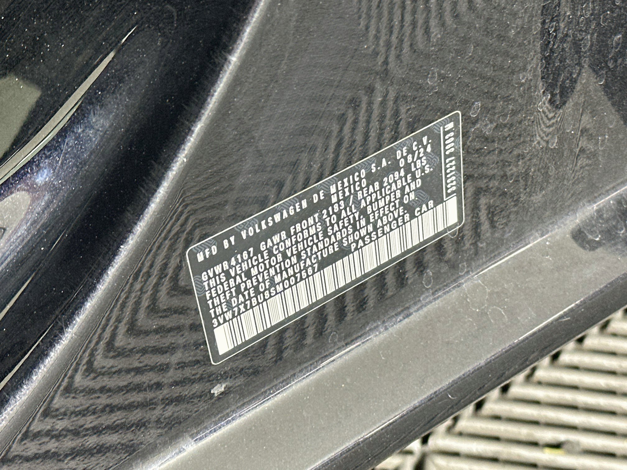 Used 2025 Volkswagen Jetta SE FWD image 12