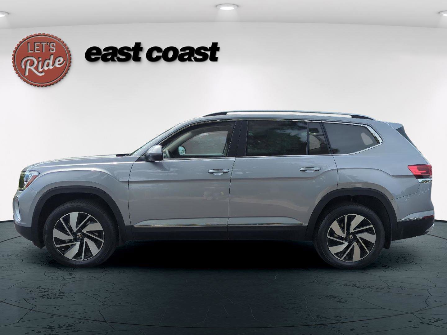 New 2026 Volkswagen Atlas SEL image 8