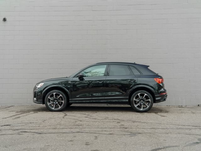 Used 2025 Audi Q3 2.0T Premium Plus w/ Premium Plus Package AWD/4WD image 2