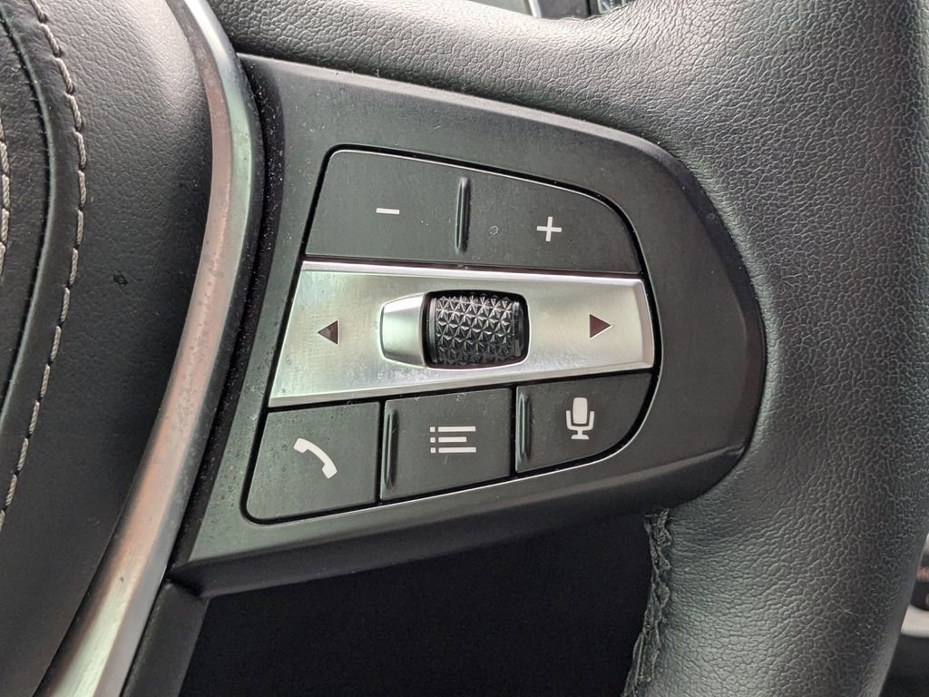 Used 2022 BMW X5 sDrive40i w/ Premium Package image 29