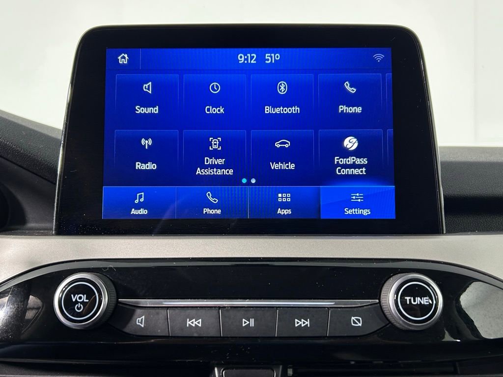 Used 2021 Ford Escape SE w/ SE Sport Appearance Package image 17