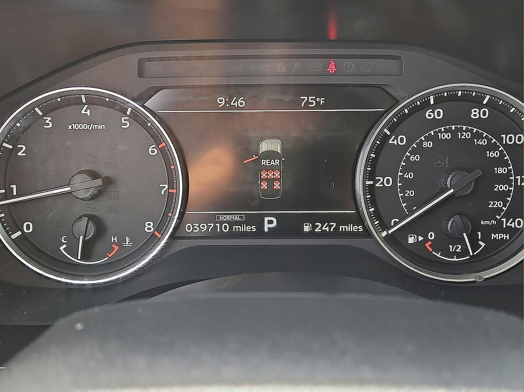 Used 2025 Mitsubishi Outlander AWD image 24