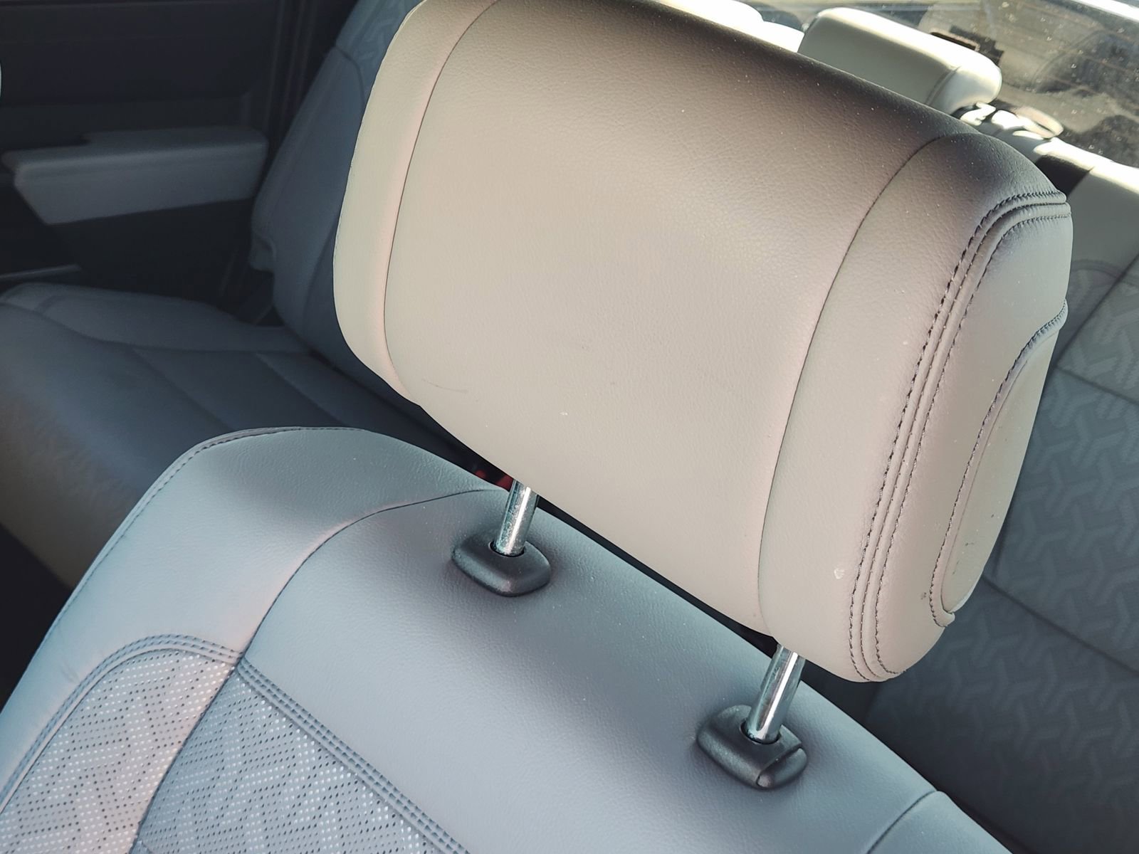 Used 2025 Toyota Tundra Limited image 15