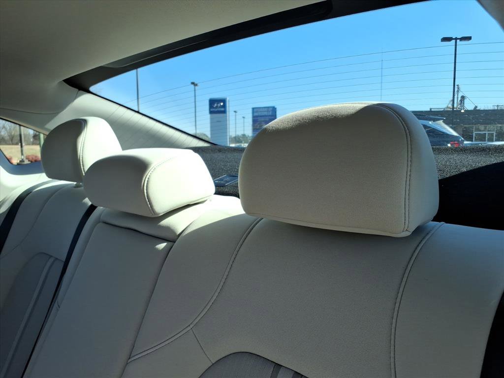 New 2025 Hyundai Sonata SEL image 12