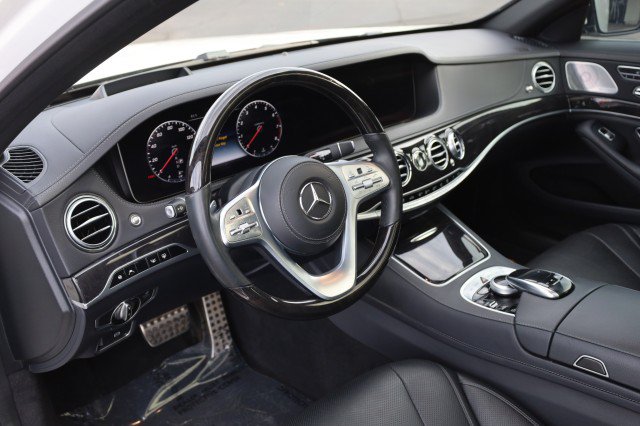 Used 2020 Mercedes-Benz S 450 Sedan image 24
